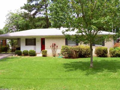 4415 N Olive St, N Little Rock, AR, 72116