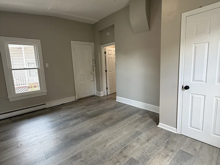 430 King St #1 — Photo 15