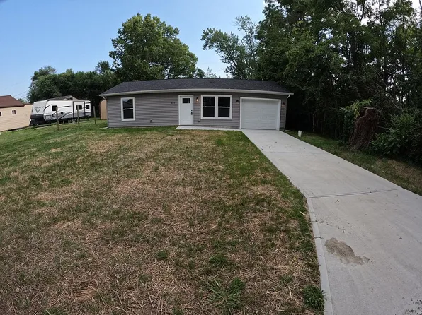 411 Rosewood Rd, Medway, OH 45341