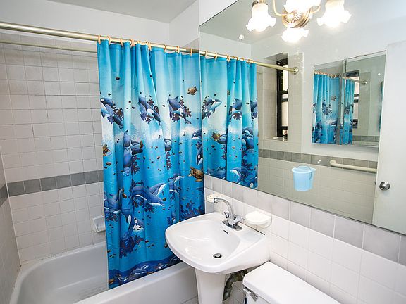 5th image of 15010 71st Ave APT 1B