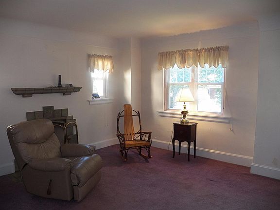 3rd image of 5021 Casa Loma Blvd