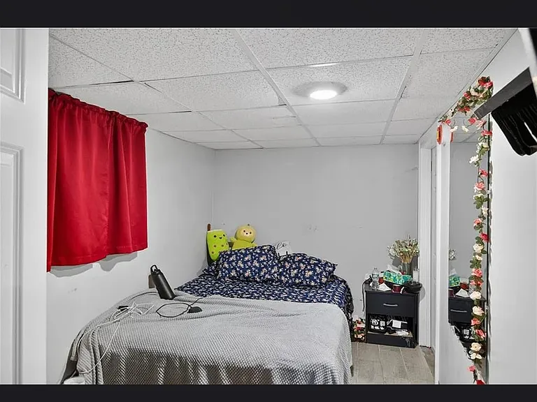 9 Cobb St #1 — Photo 3