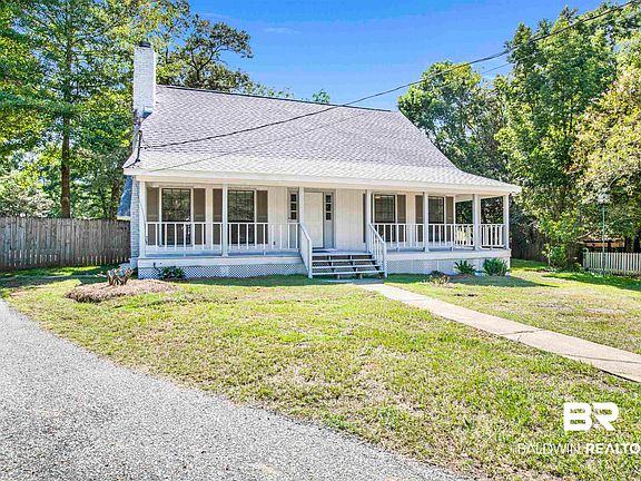 3rd image of 111 Beechwood Cir