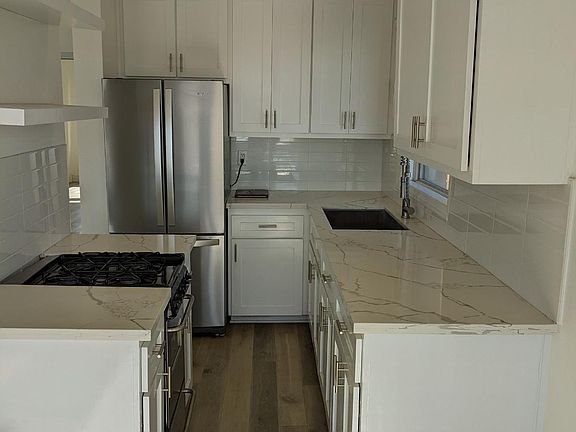 5th image of 1030 E Ocean Blvd Unit 411