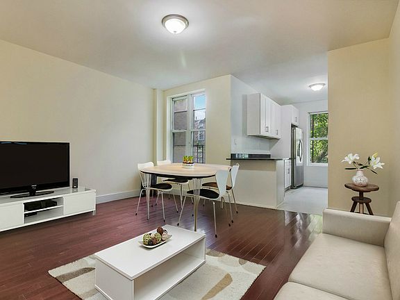 4th image of 475 Hancock St #A3