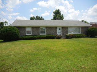 1704 Russell Cave Rd, Lexington, KY 40505