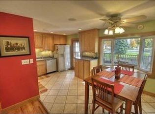 208 Center Street Pl, Norwalk, IA 50211