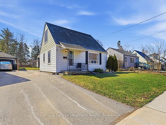 2nd image of 19 Perth Rd