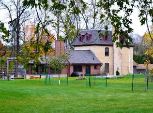 1104 Beech St, Cleveland, WI 53015