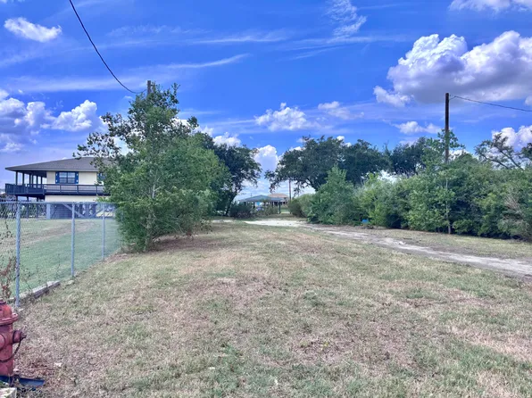 9504 Big Lake Rd, Lake Charles, LA 70605