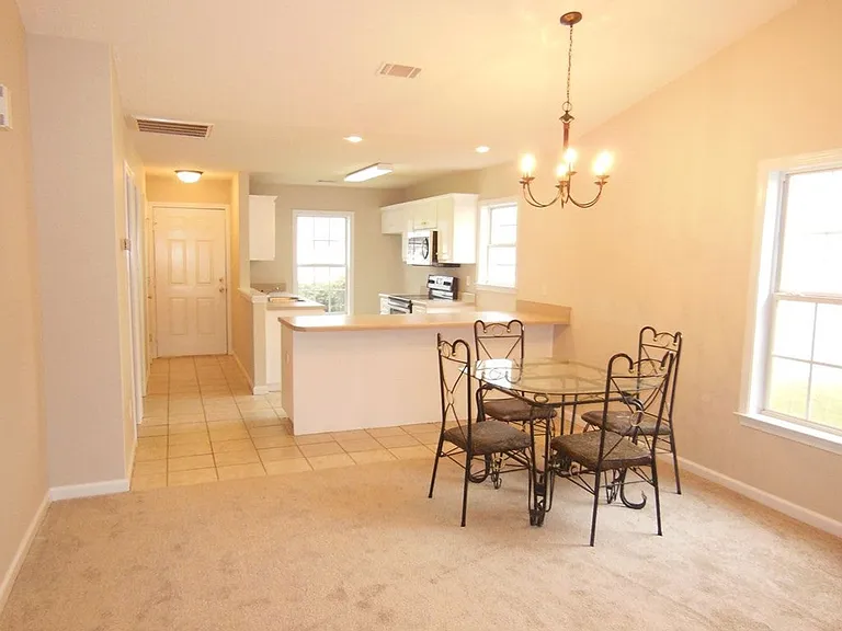 306 Evans Lake Way — Photo 7