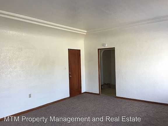 3rd image of 1918 29th St APT B