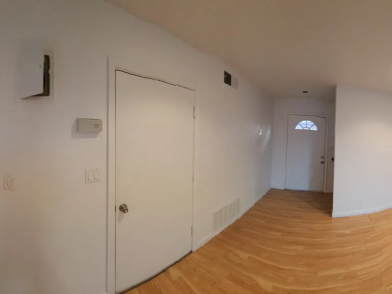 Circle Dr — Photo 1