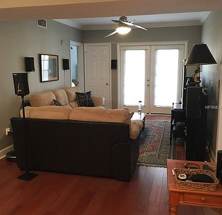 5th image of 206 E South St Unit 4017