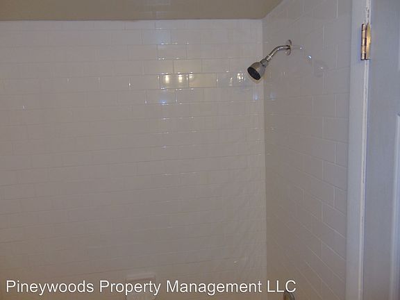 5th image of 111 59th Avenue Dr E #B