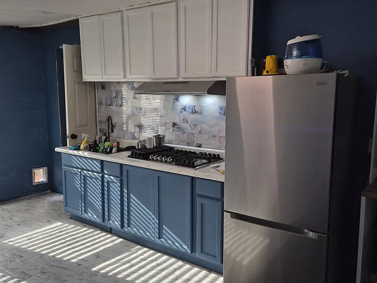 166 Saint Charles Ave #B — Photo 7