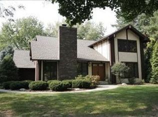 5314 Foxcroft Dr, Kalamazoo, MI 49009