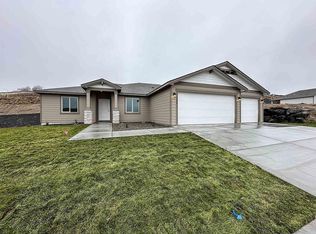 6084 W 30th Pl, Kennewick, WA