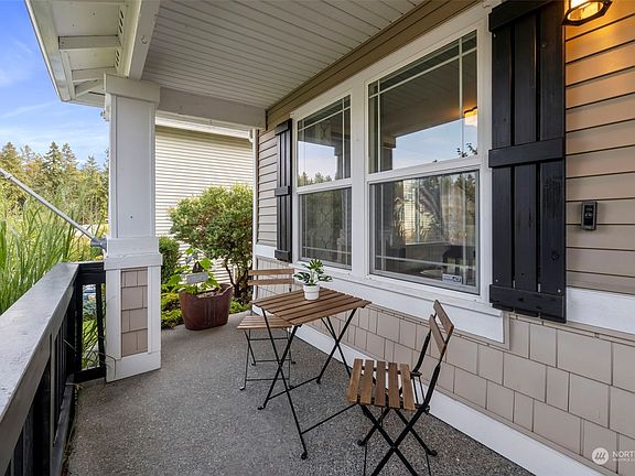 2nd image of 491 NW Mandal Way