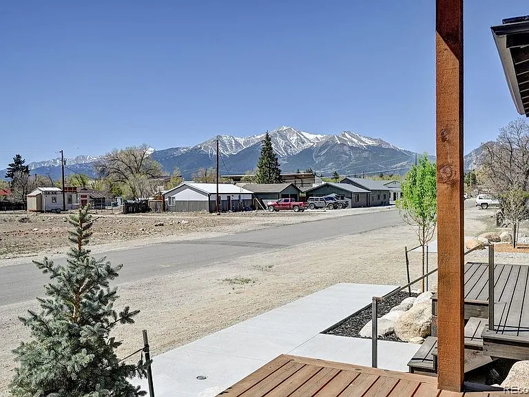 426 Pinon St — Photo 28