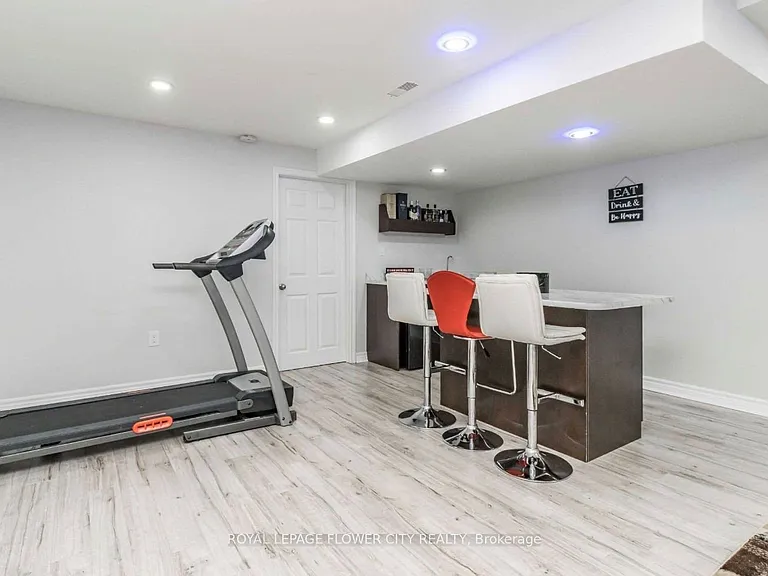 5 Zephyr Rd — Photo 20