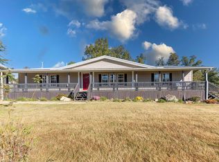 457 Banks Rd, Hardy, AR 72542