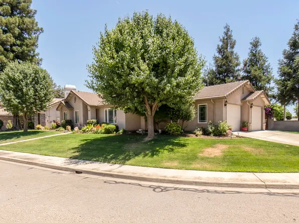 1809 E Evergreen Court, Visalia, CA 93292