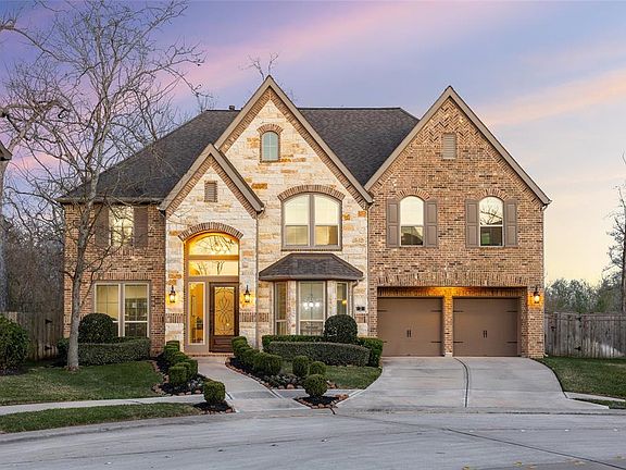 2nd image of 2 Veneto Ln
