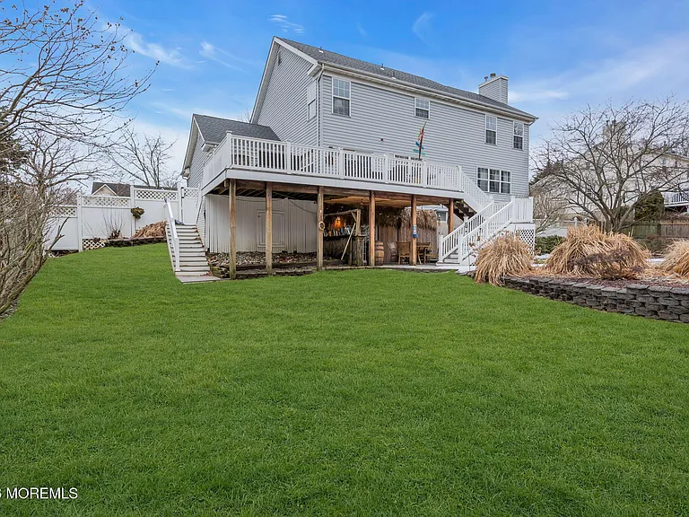 107 Shenandoah Blvd — Photo 54