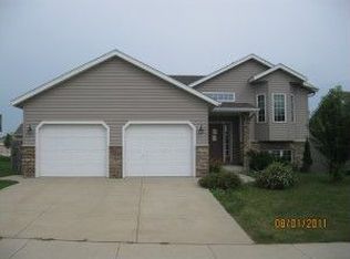 2795 Ashland Pl NW, Rochester, MN 55901