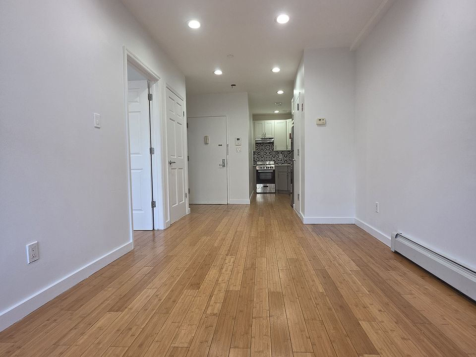 1st image of 239 Utica Ave APT 2R
