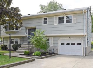 33 Flemington Dr, Parsippany, NJ 07054