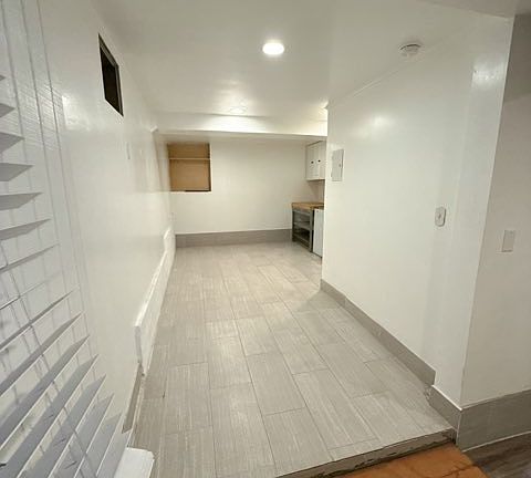 4th image of 1012 Hammond St