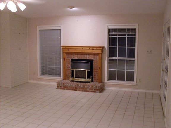 5th image of 3208 W Louisiana Ave
