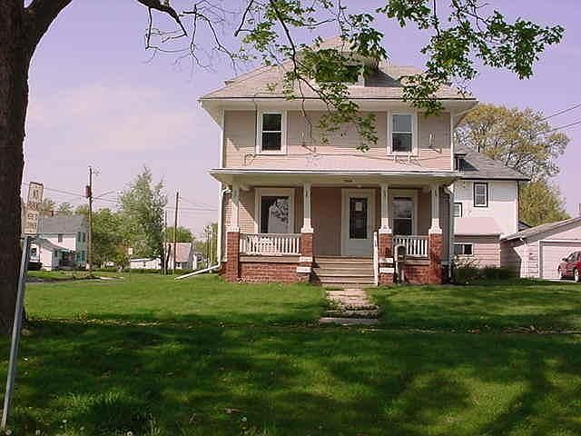 1st image of 1115 E Brooks St