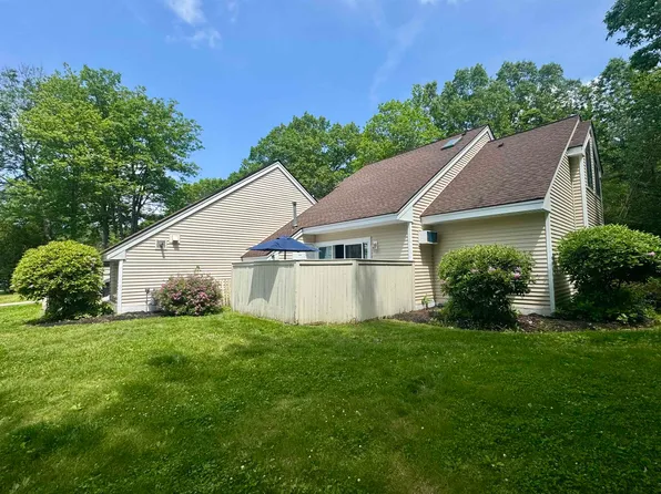 68 Franklin Heights, Rochester, NH 03867
