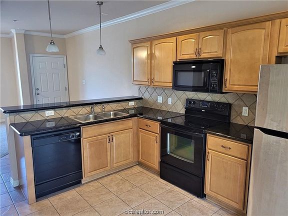 3rd image of 305 Holleman Dr E APT 803