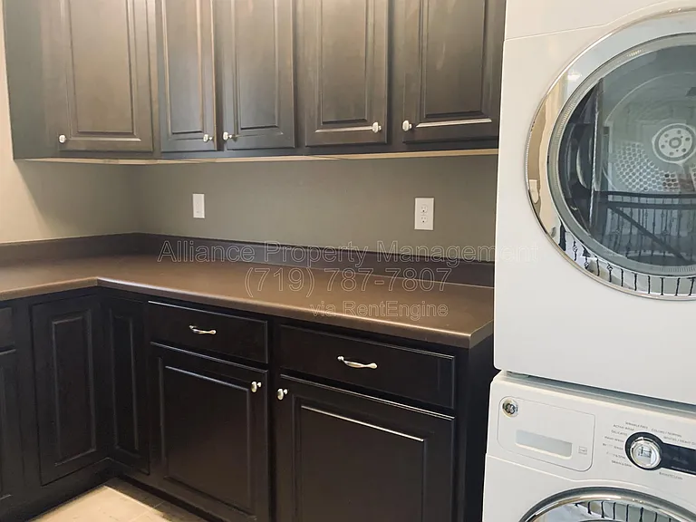 8284 Cypress Wood Dr — Photo 19