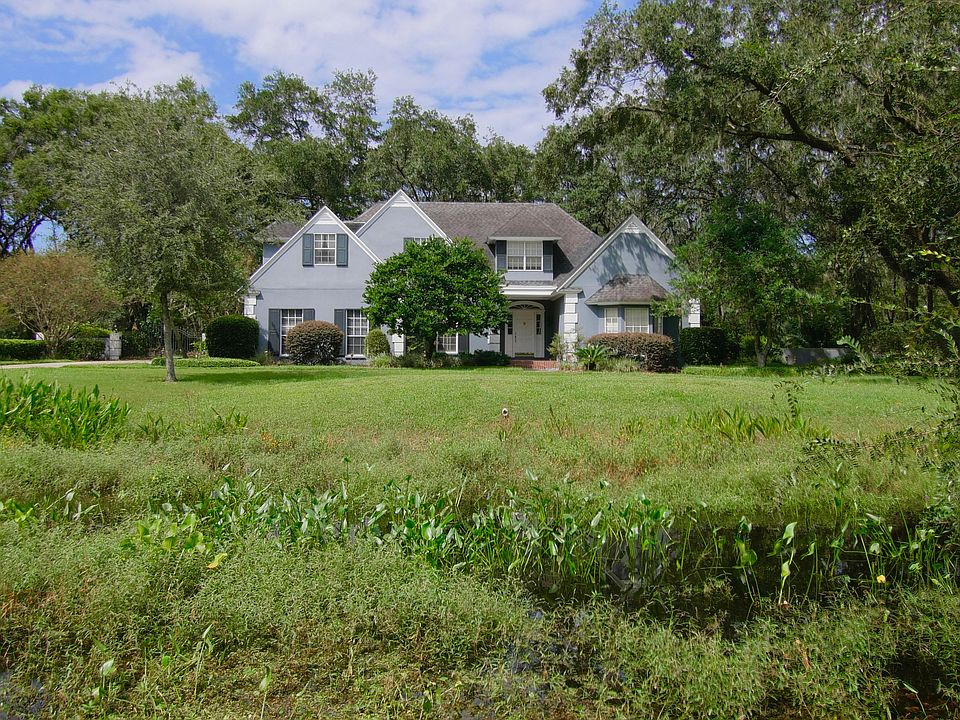 1st image of 2910 Pemberton Creek Dr