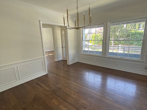4th image of 200 S Rose St