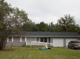 937 E Galien Buchanan Rd, Buchanan, MI 49107