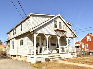 128 Oakton St, Woonsocket, RI 02895