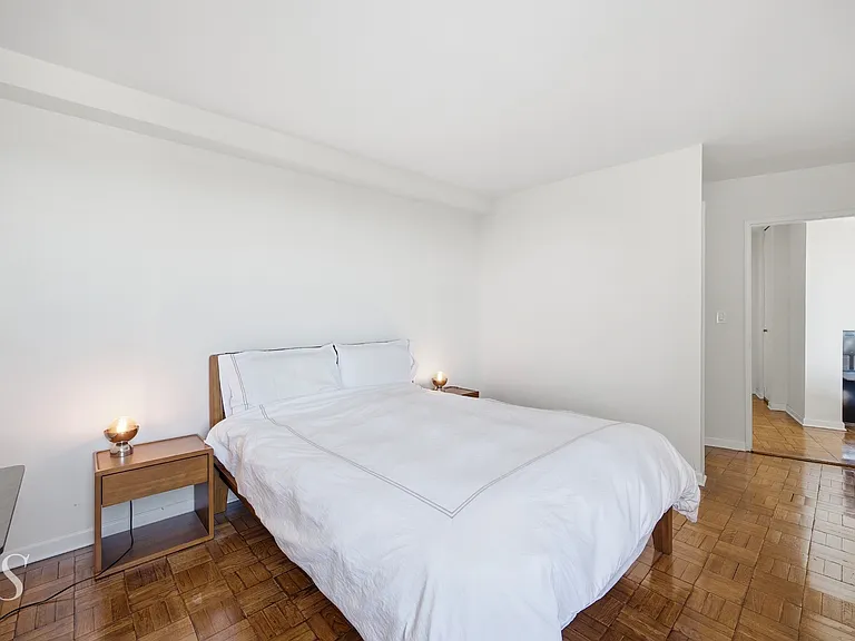 2100 Linwood Ave #21-P — Photo 7