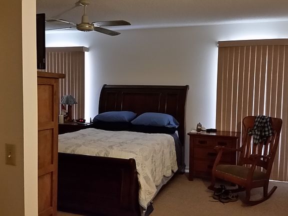4th image of 17215 N Foothills Dr