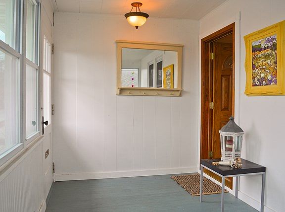 4th image of 468 N 5th Ave