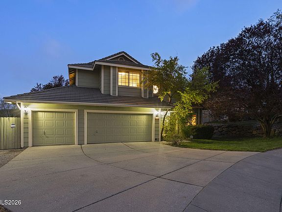 3rd image of 2260 Ridgeview Ter