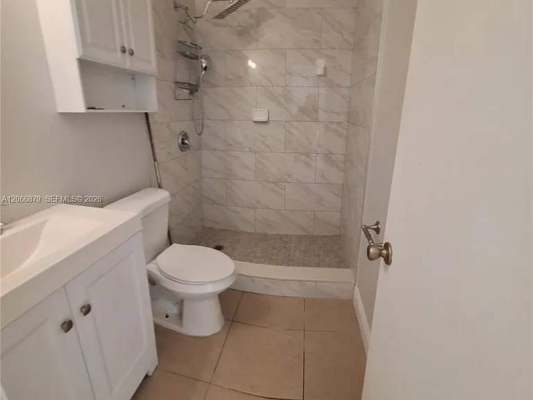 5721 Wingham Way #5721 — Photo 5