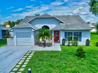 23265 Cedar Hollow Way, Boca Raton, FL 33433