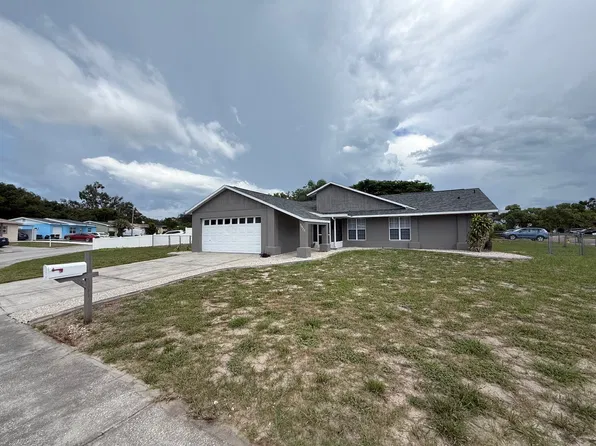 9922 Woodridge Ct, Port Richey, FL 34668