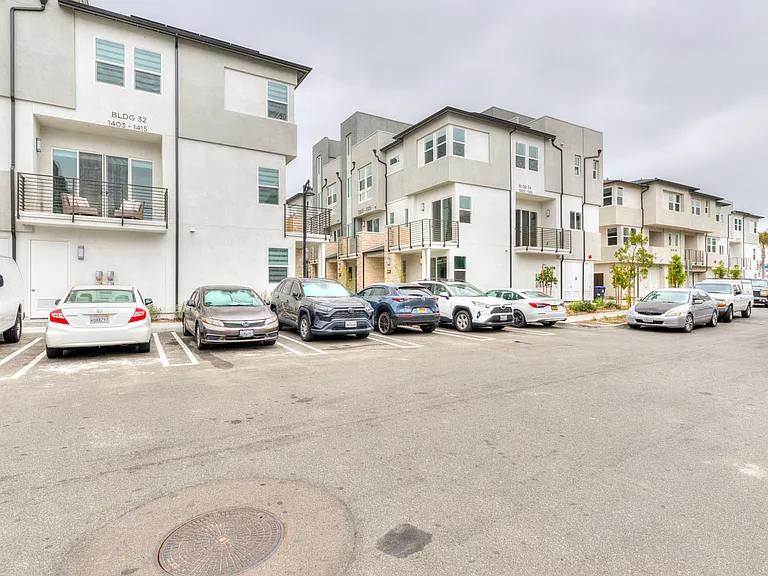 1307 Bushell St — Photo 27